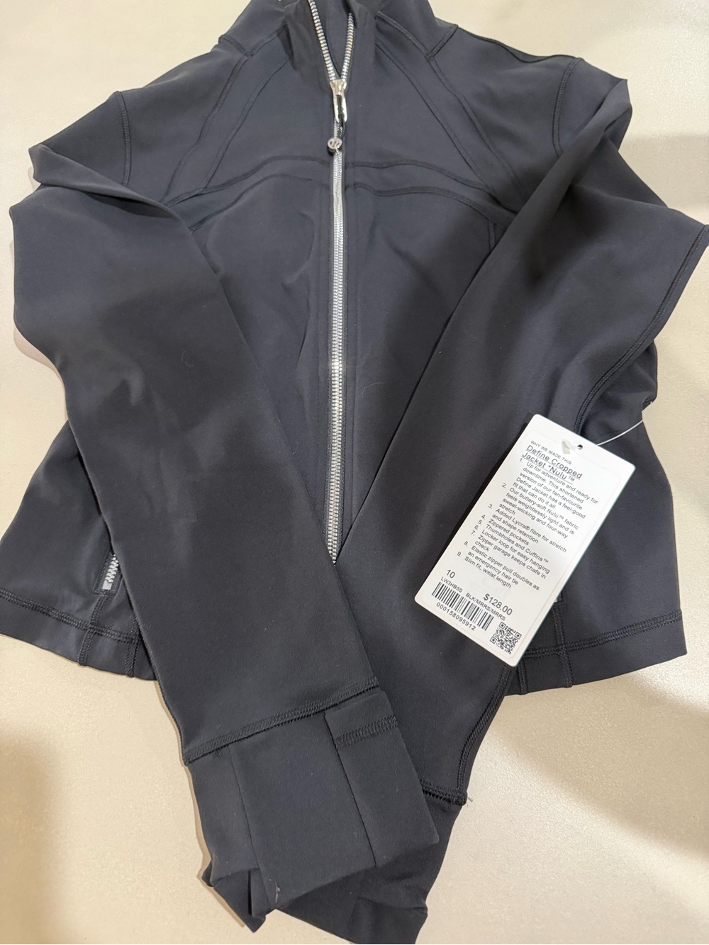 lululemon athletica Black Cropped mirror Zip Jacket Size 10 NWT - Picture 3 of 4